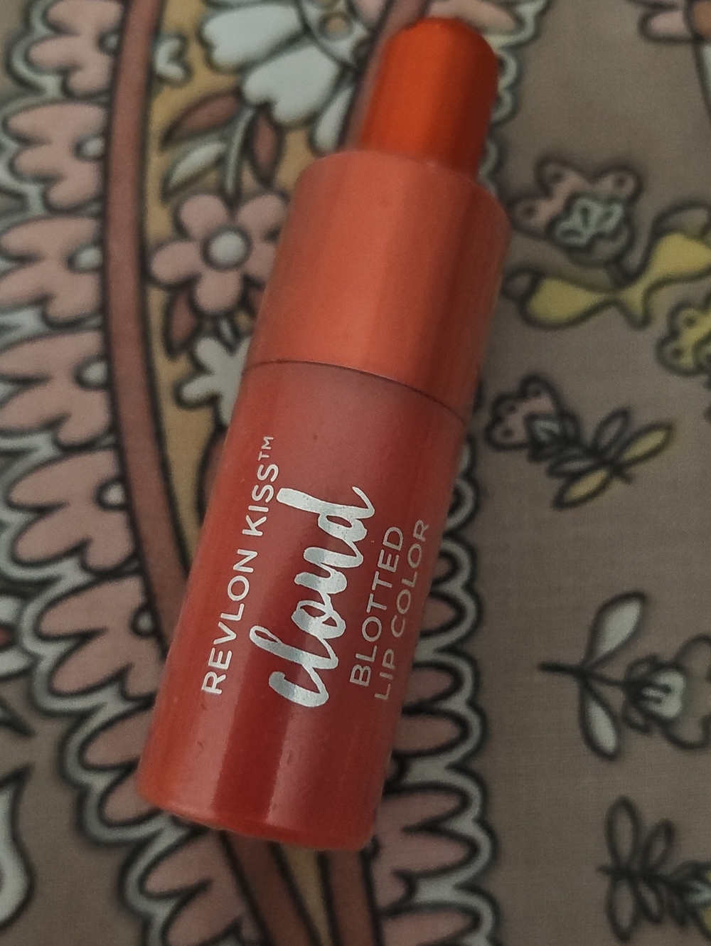 Revlon Kiss Cloud Blotted Lip Color - Bright Coral